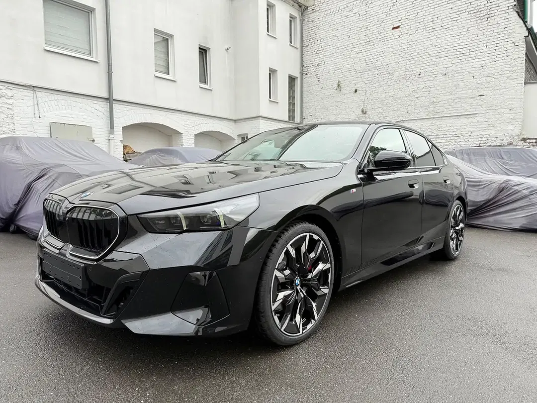 BMW 520 - Thumbnail 11