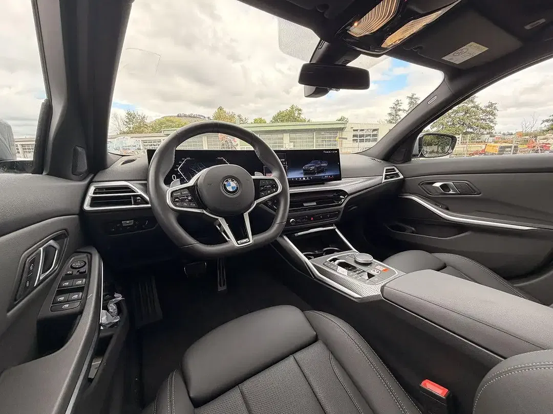 BMW 330 - Thumbnail 15
