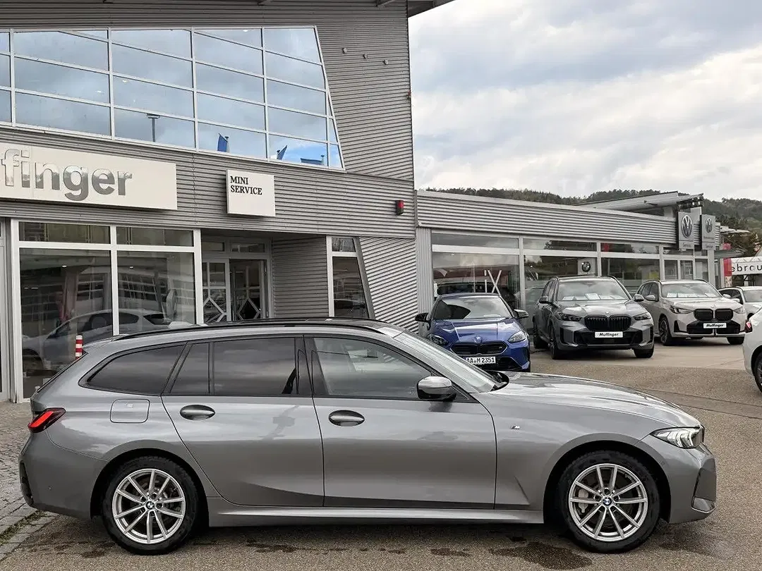 BMW 330 - Thumbnail 9
