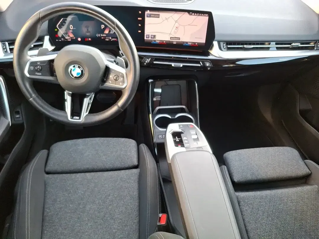 BMW X1 - Thumbnail 12