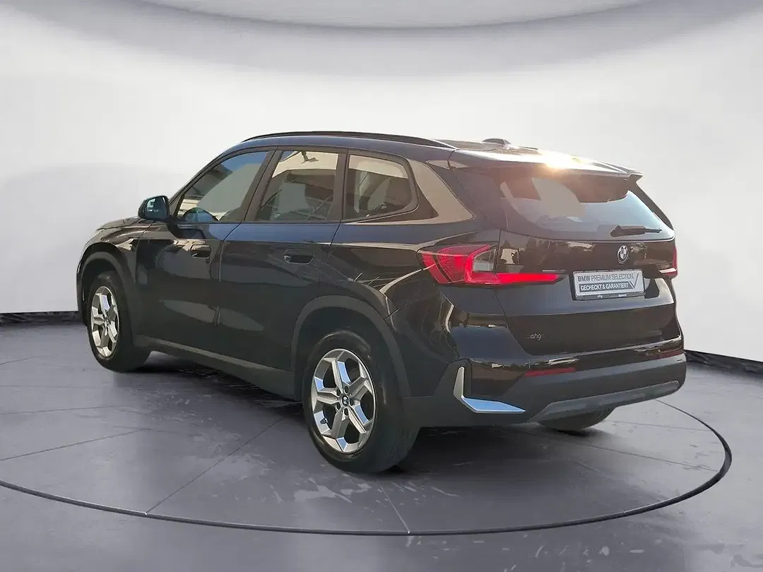 BMW X1 - Thumbnail 4