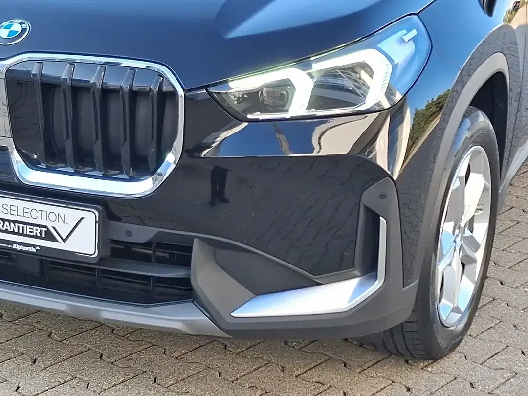 BMW X1 - Thumbnail 9