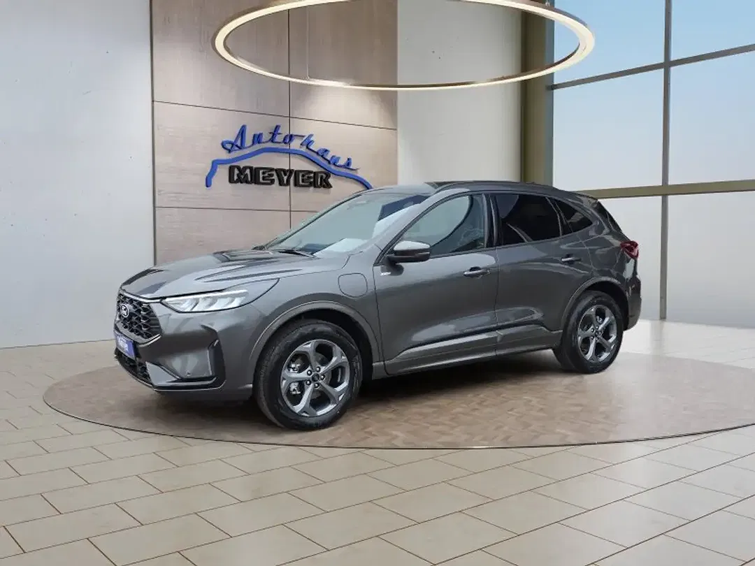 Ford Kuga - Thumbnail 1