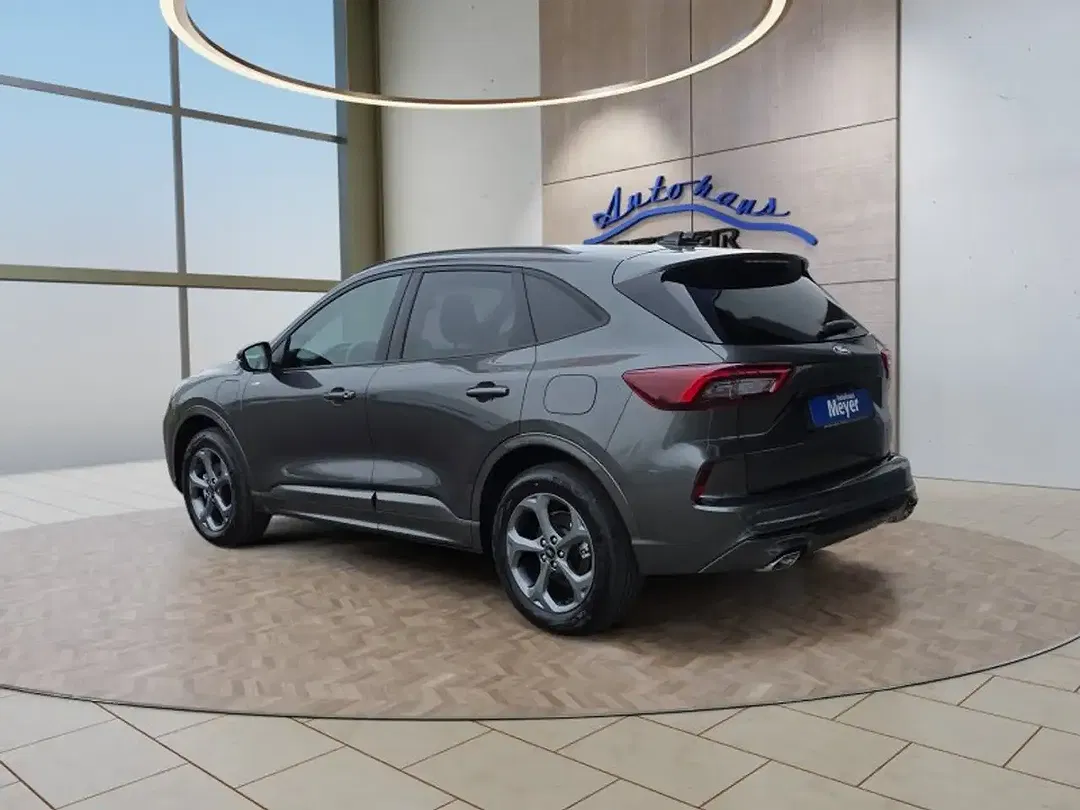 Ford Kuga - Thumbnail 3