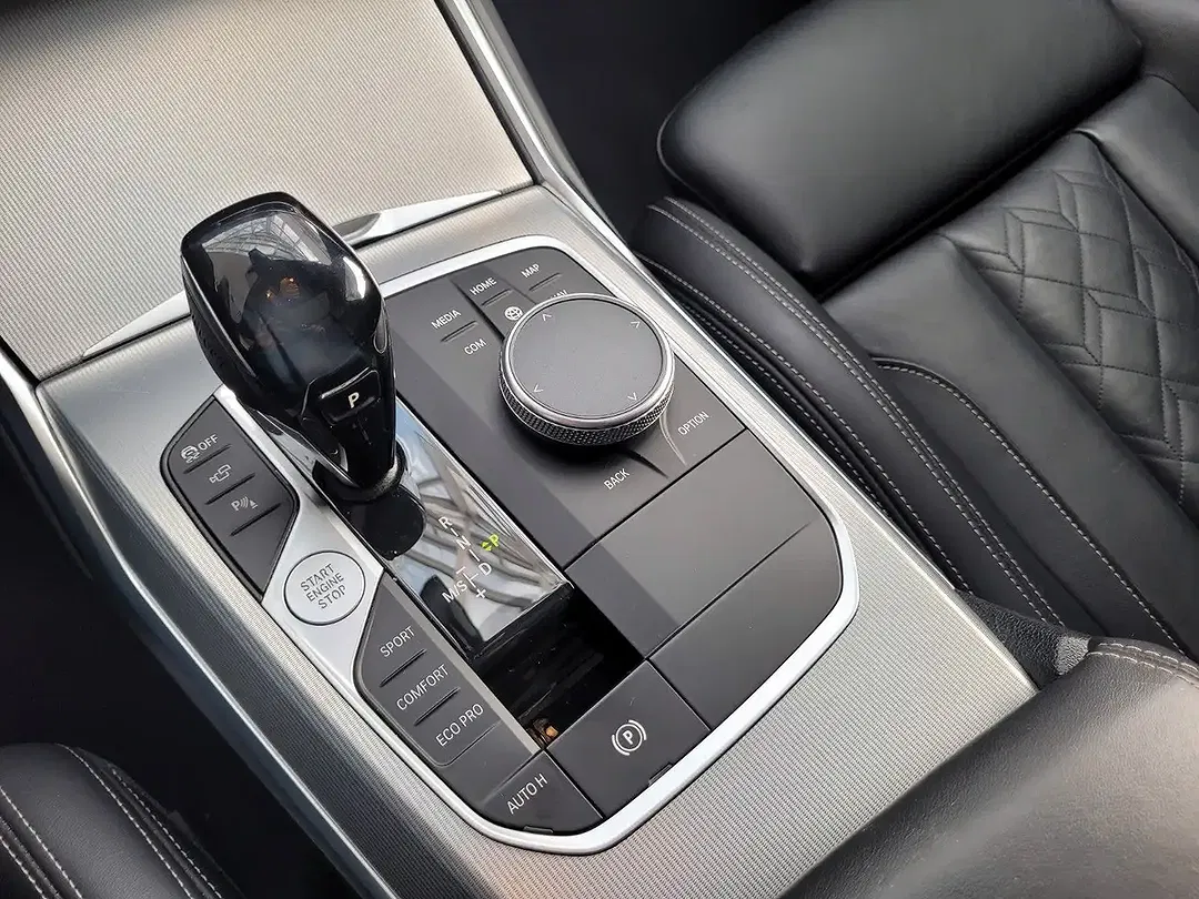 BMW 330 - Thumbnail 21