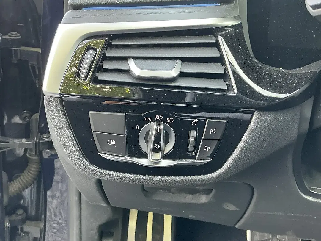 BMW 530 - Thumbnail 8