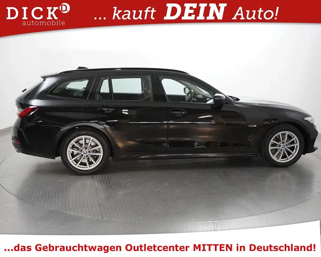 BMW 330 - Thumbnail 2