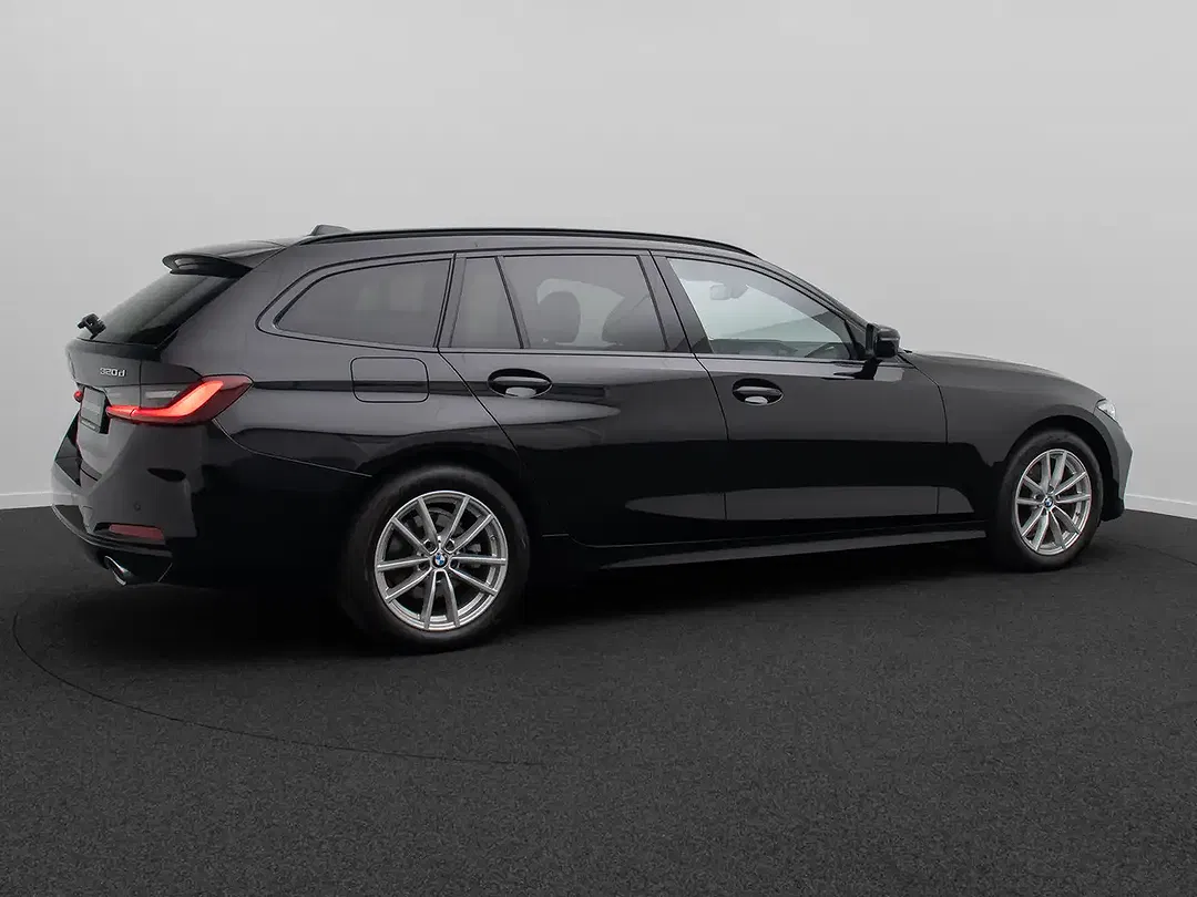 BMW 320 - Thumbnail 6