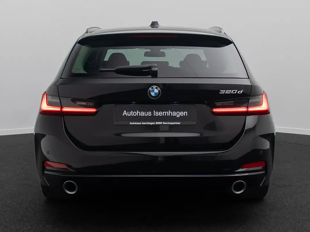 BMW 320 - Thumbnail 8