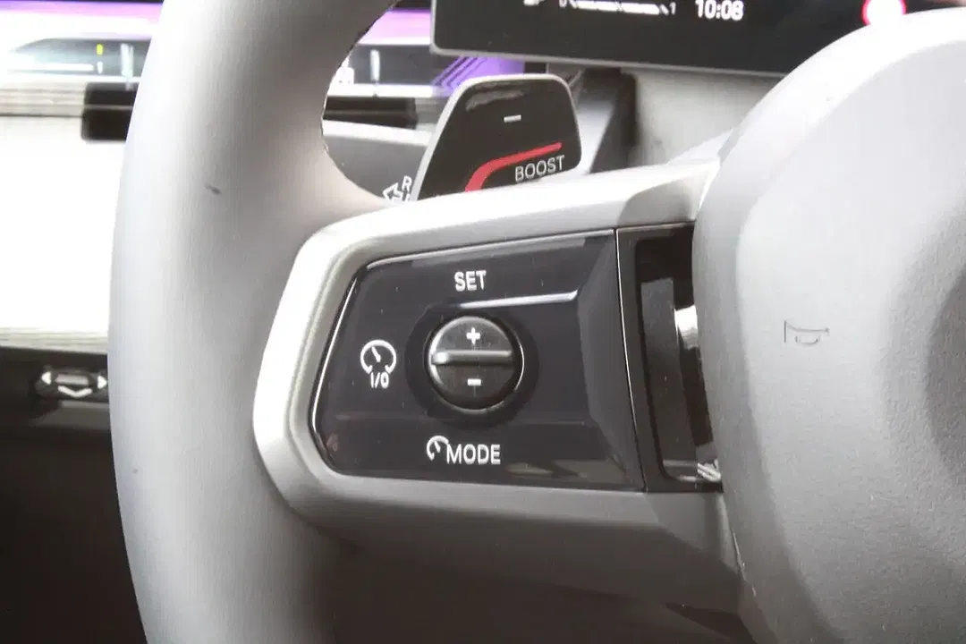 BMW 520 - Thumbnail 13