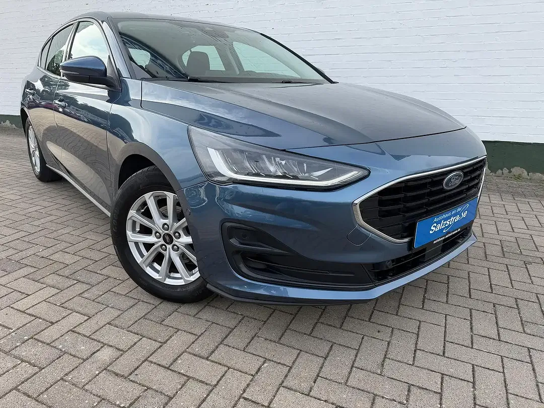 Ford Focus - Thumbnail 2
