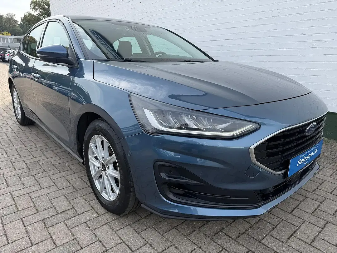 Ford Focus - Thumbnail 5