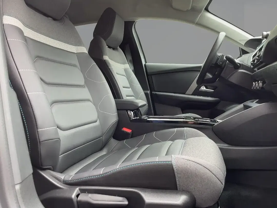 Citroen C4 - Thumbnail 13