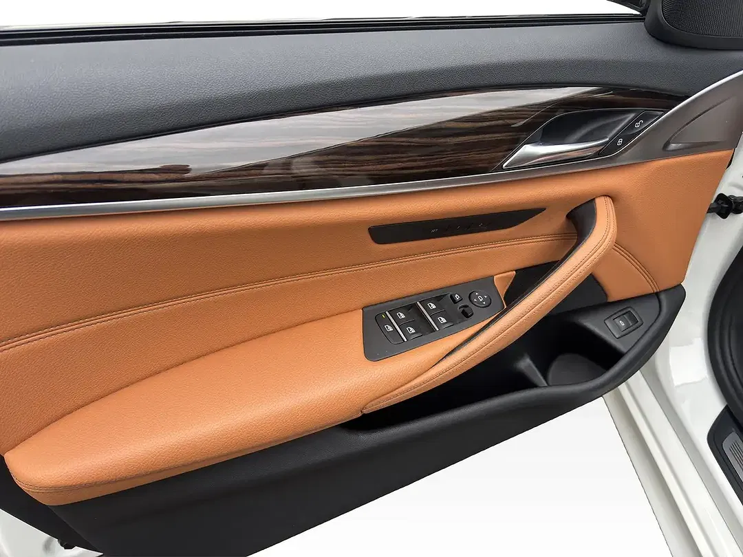 BMW 540 - Thumbnail 11