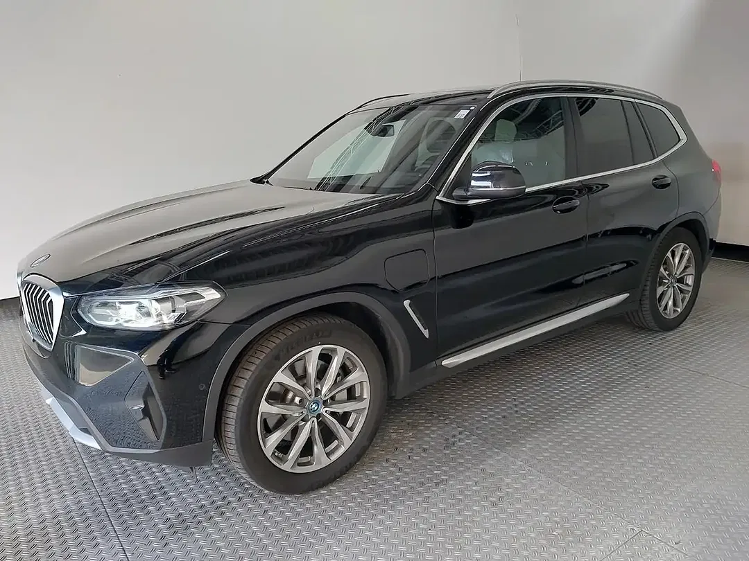 BMW X3 - Thumbnail 2