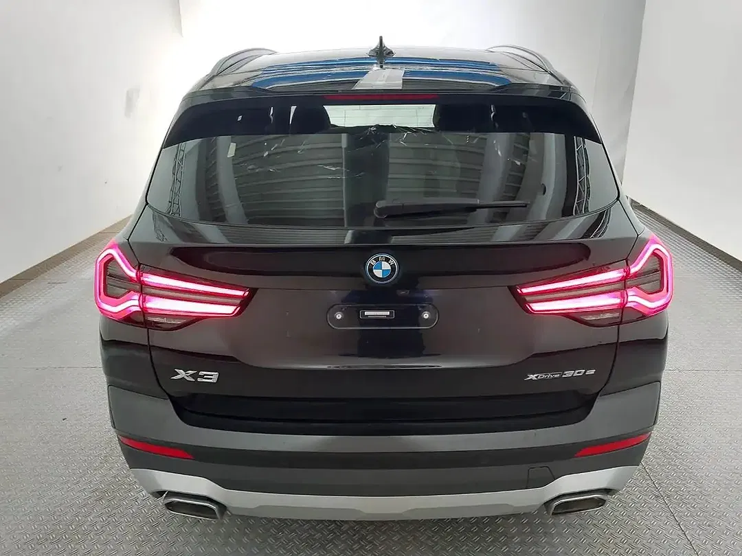 BMW X3 - Thumbnail 8