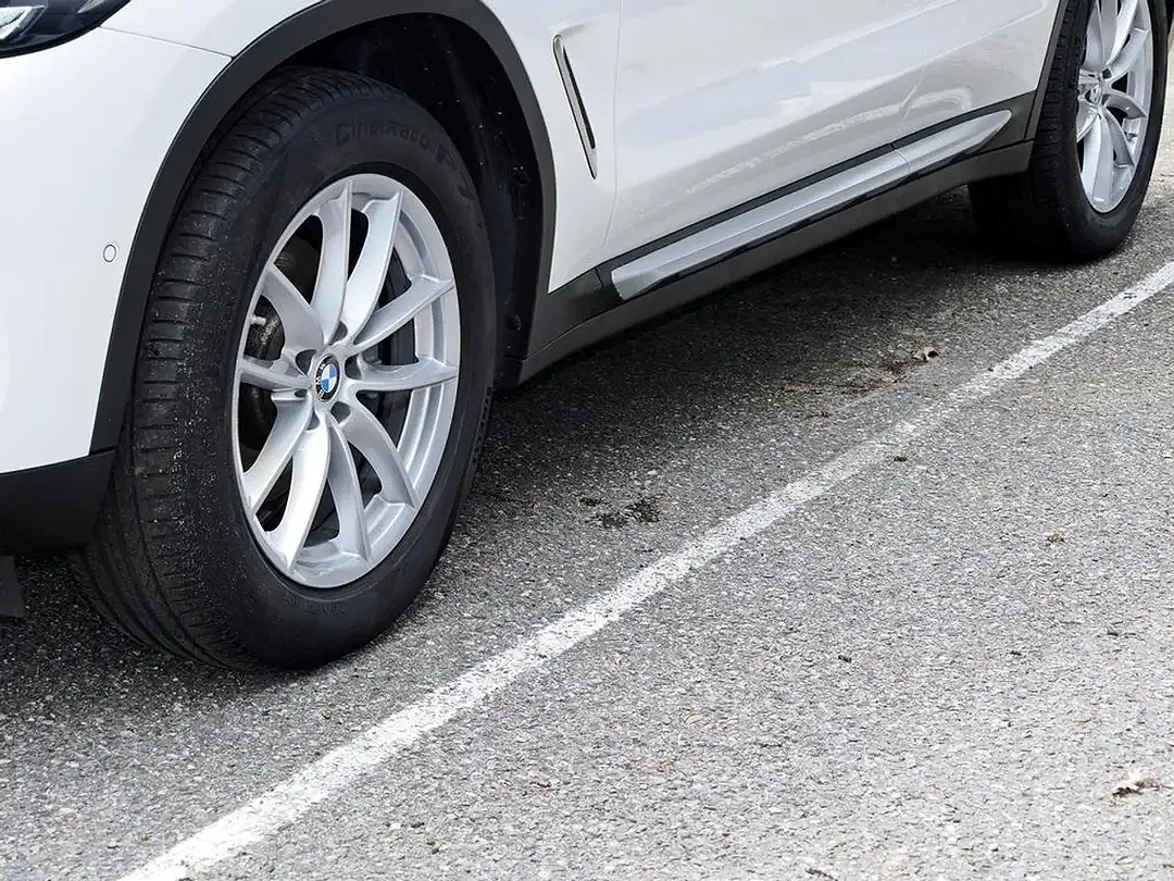 BMW X3 - Thumbnail 6