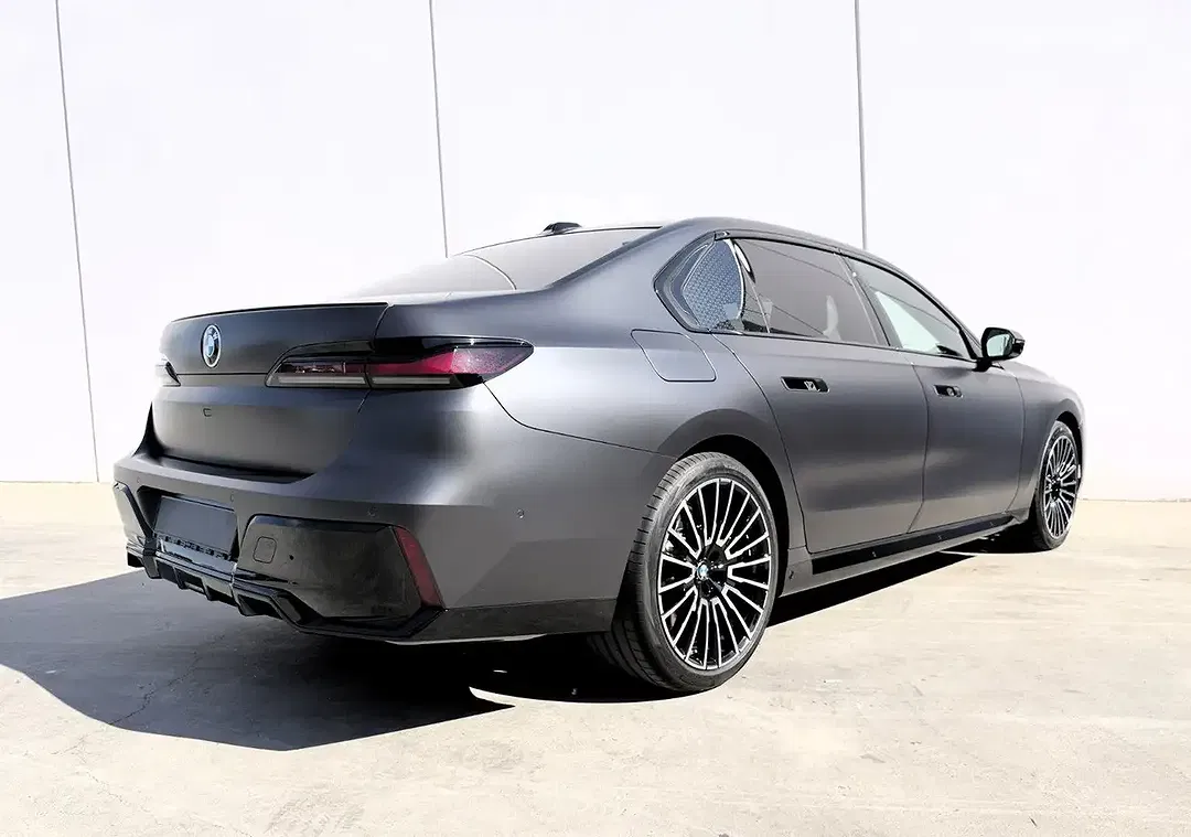 BMW 740 - Thumbnail 4