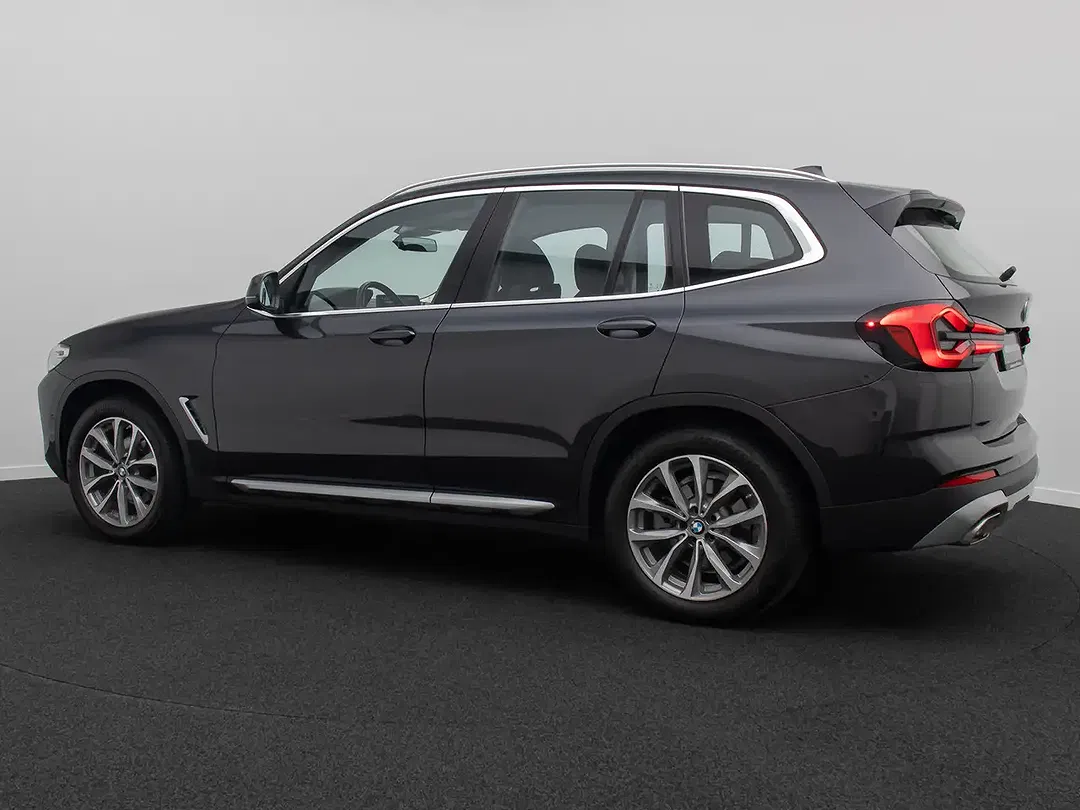 BMW X3 - Thumbnail 10