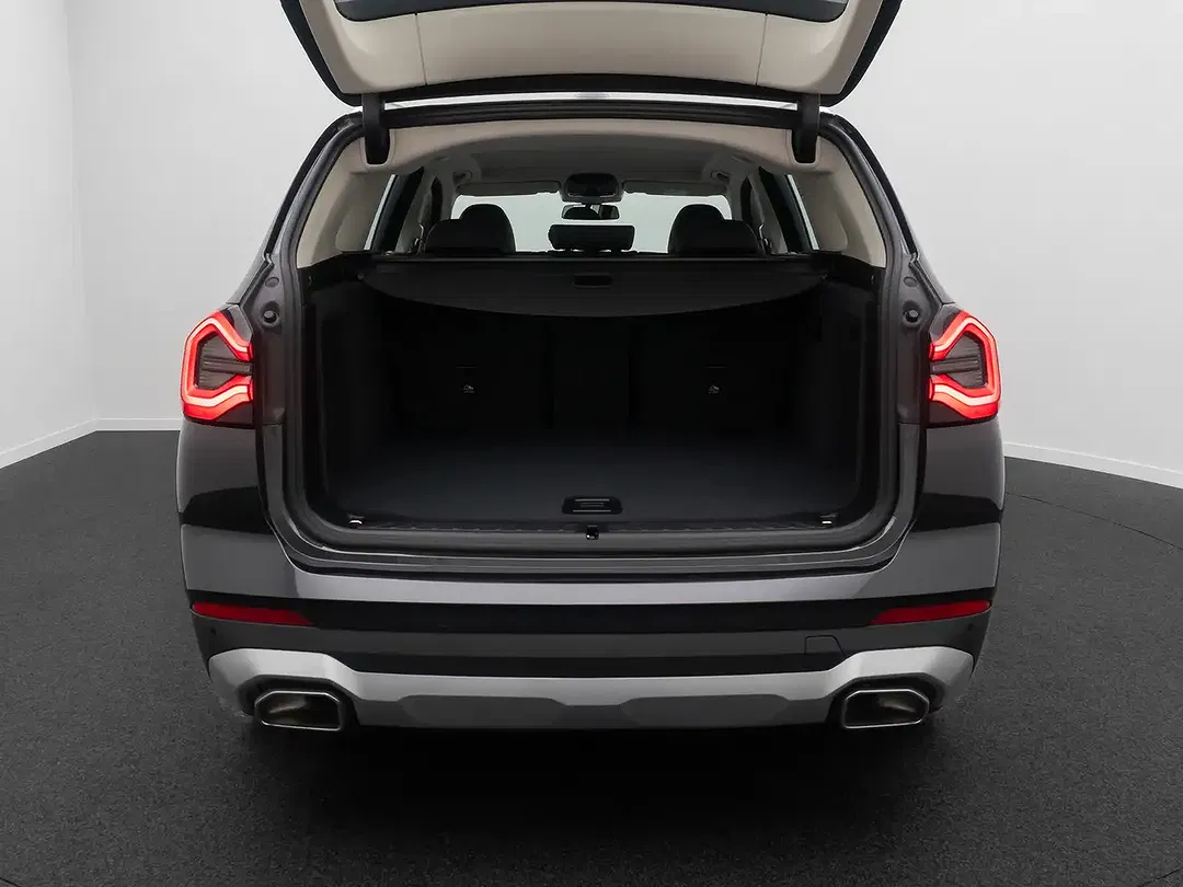 BMW X3 - Thumbnail 13