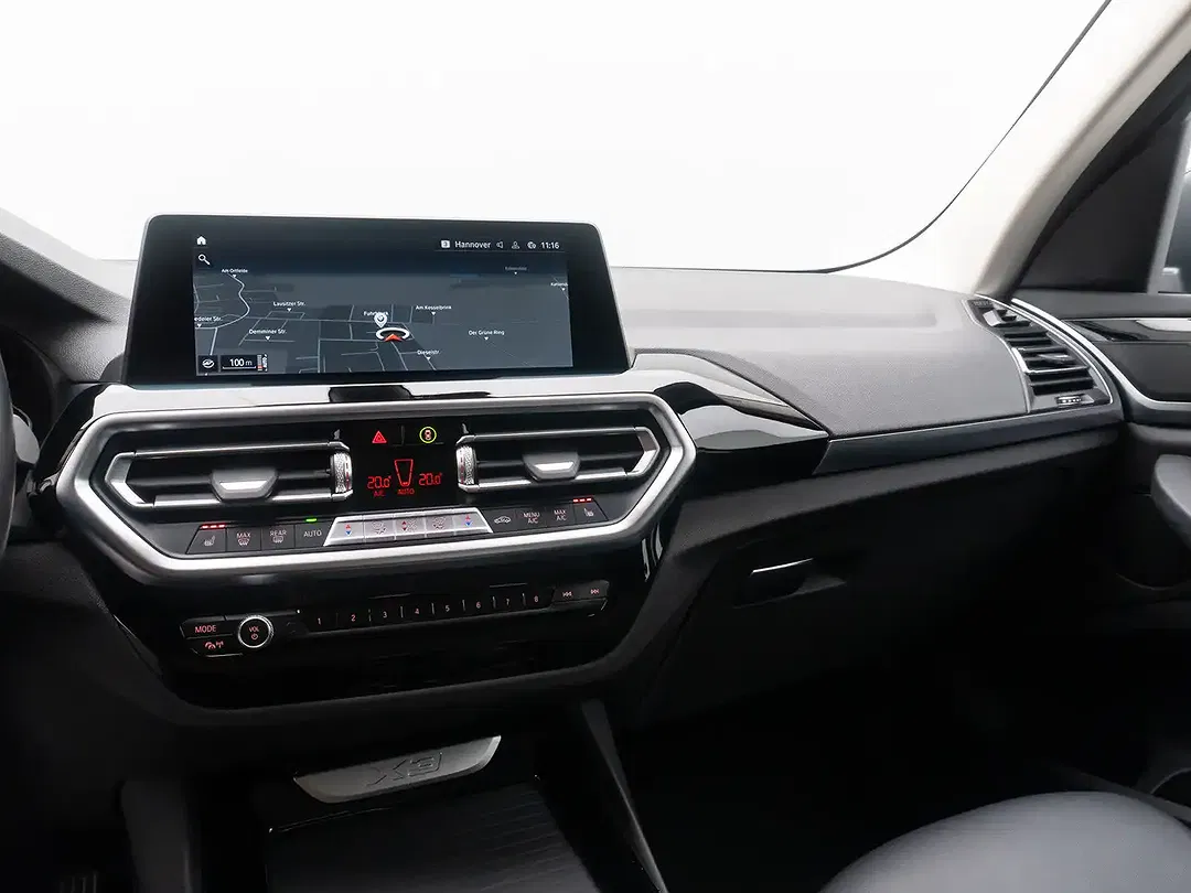 BMW X3 - Thumbnail 21