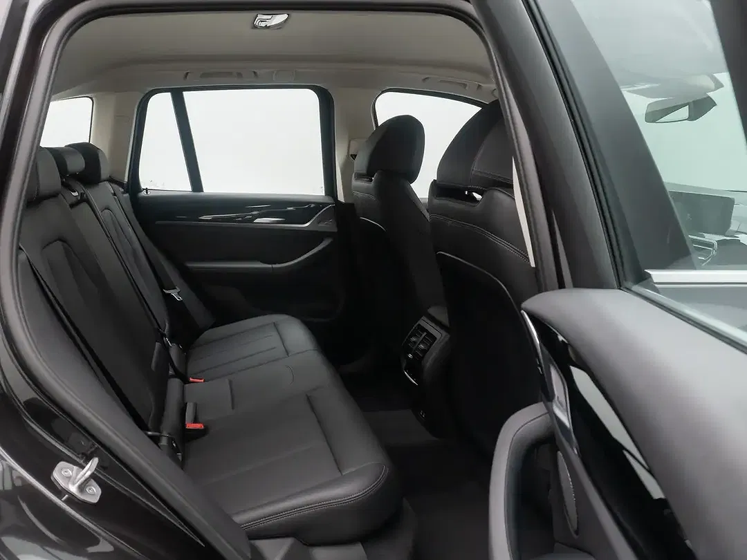 BMW X3 - Thumbnail 26