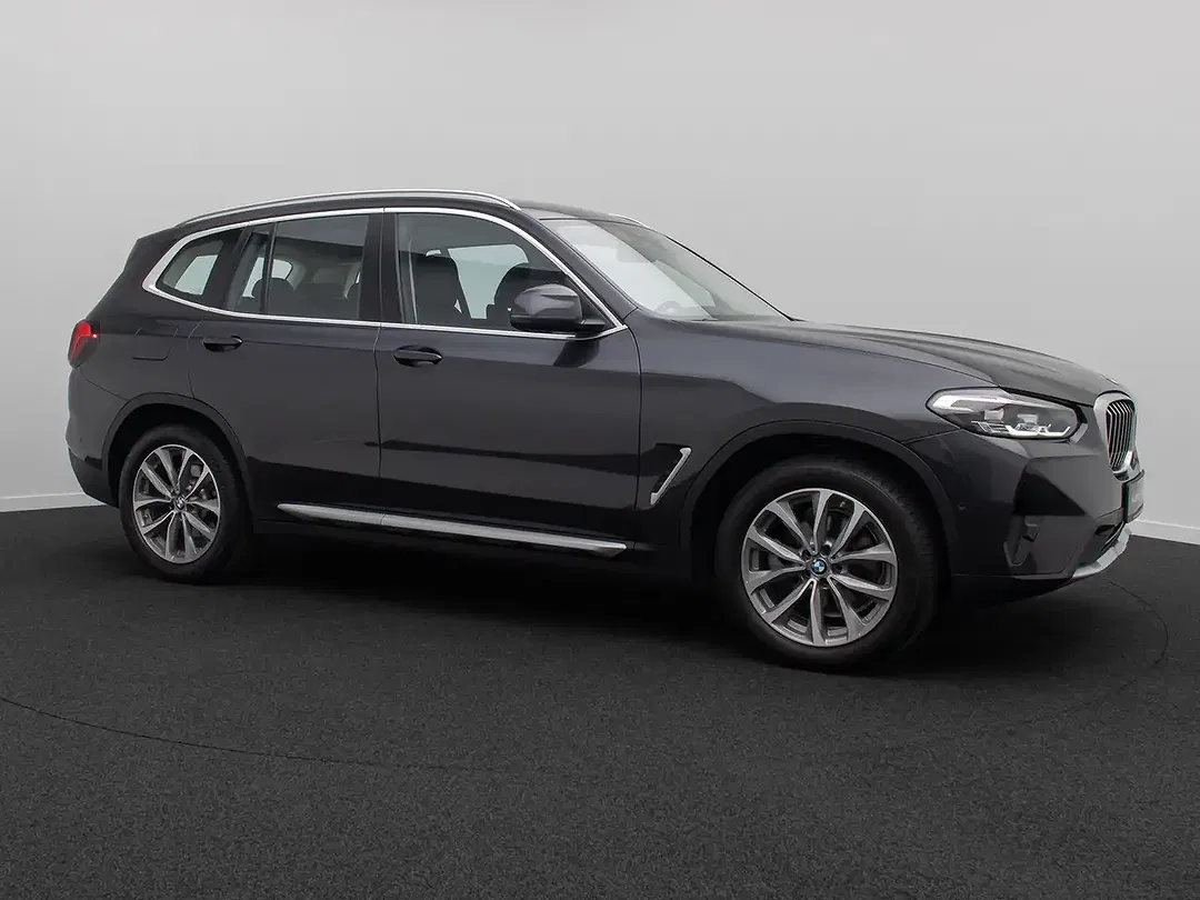 BMW X3 - Thumbnail 4