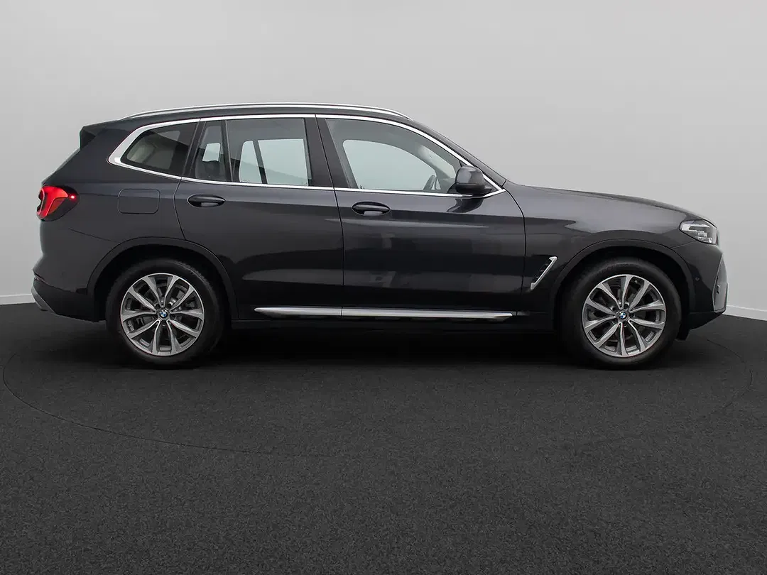 BMW X3 - Thumbnail 5