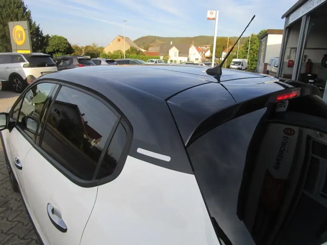 Citroen C3 - Thumbnail 16