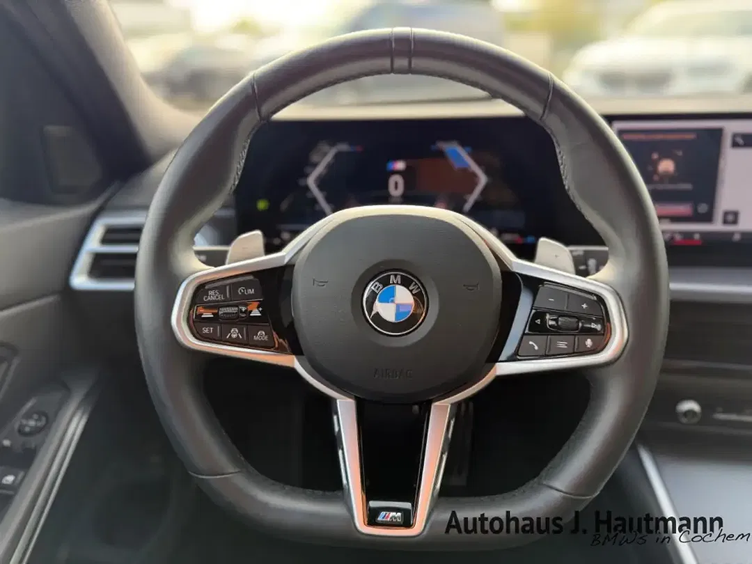 BMW 320 - Thumbnail 13