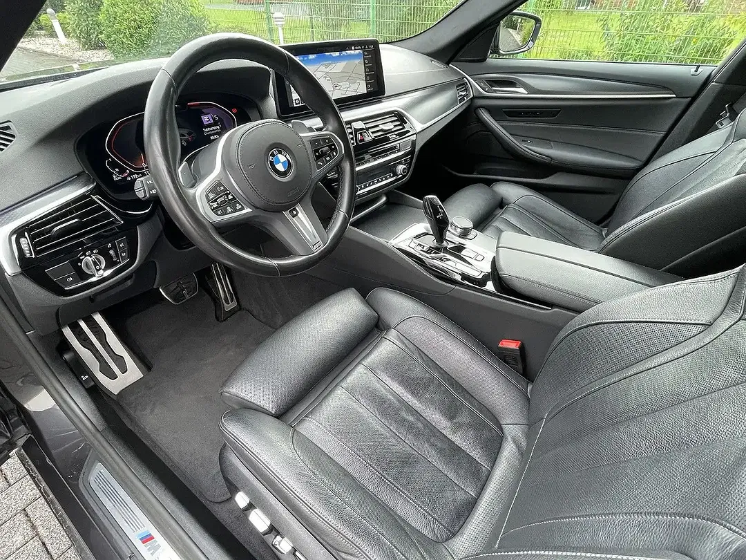 BMW 520 - Thumbnail 12