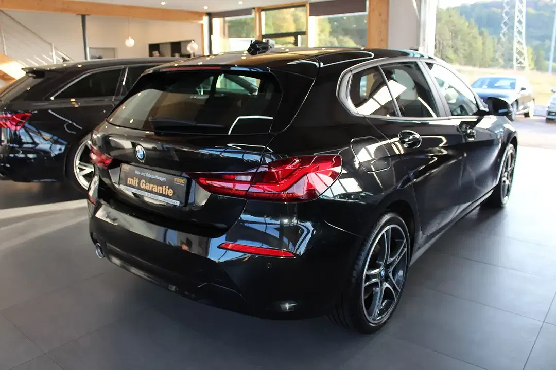 BMW 118 - Thumbnail 4