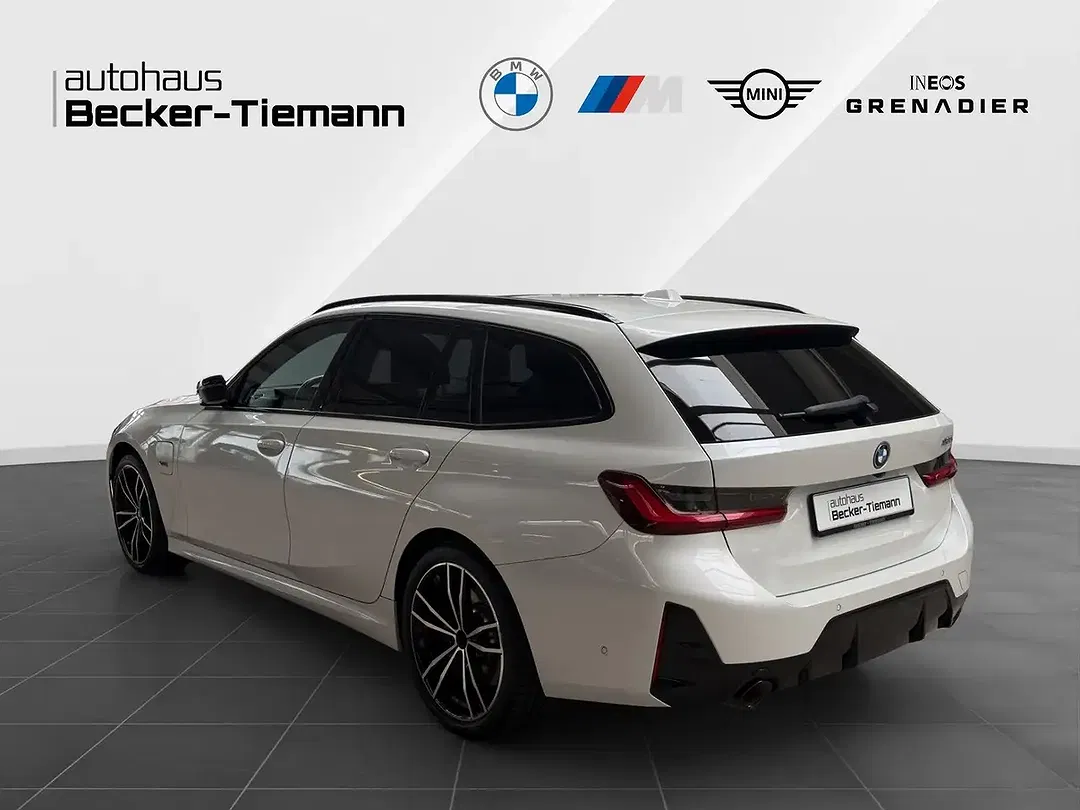 BMW 320 - Thumbnail 4