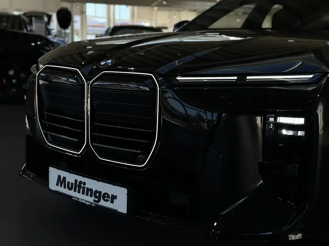 BMW 740 - Thumbnail 10