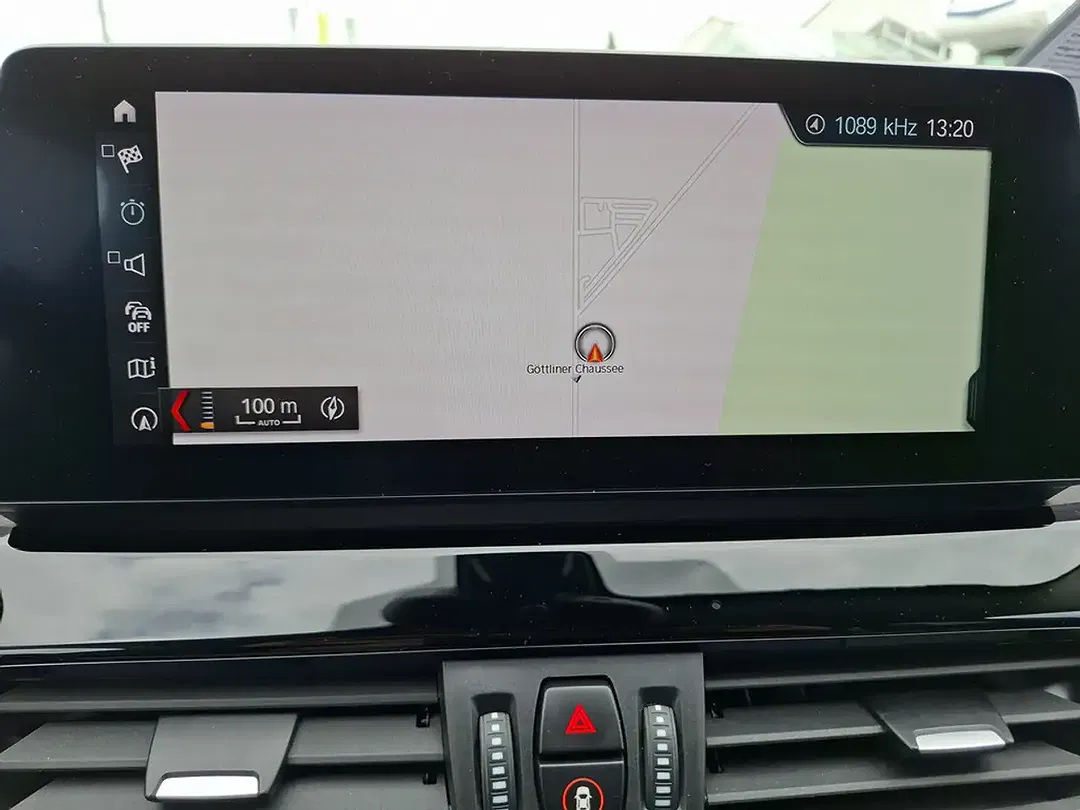 BMW X1 - Thumbnail 13
