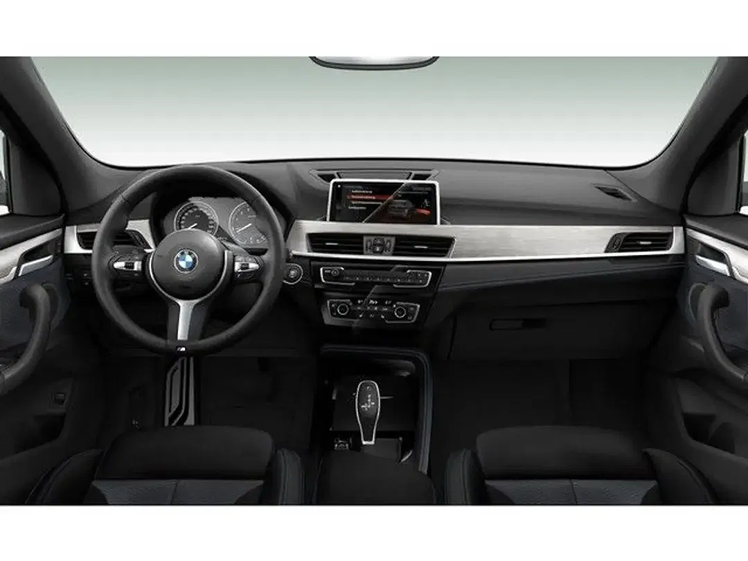 BMW X1 - Thumbnail 5