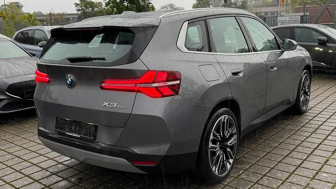 BMW X3 - Thumbnail 4