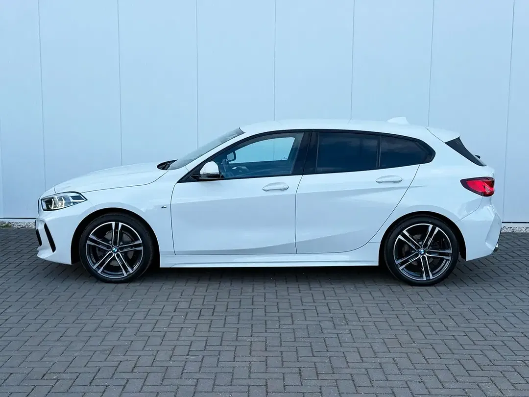BMW 118 - Thumbnail 6
