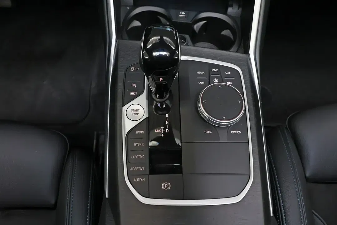 BMW 330 - Thumbnail 14