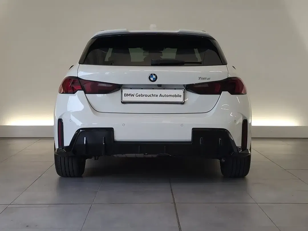 BMW 118 - Thumbnail 10