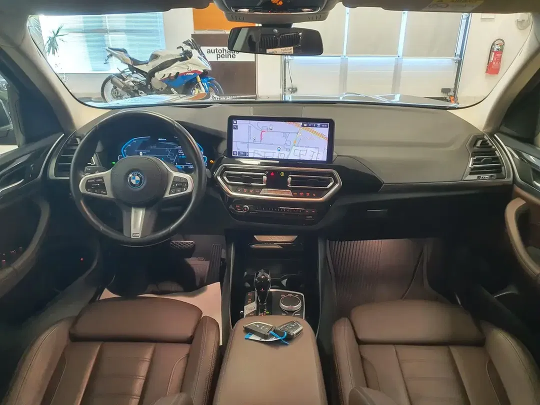 BMW X3 - Thumbnail 3