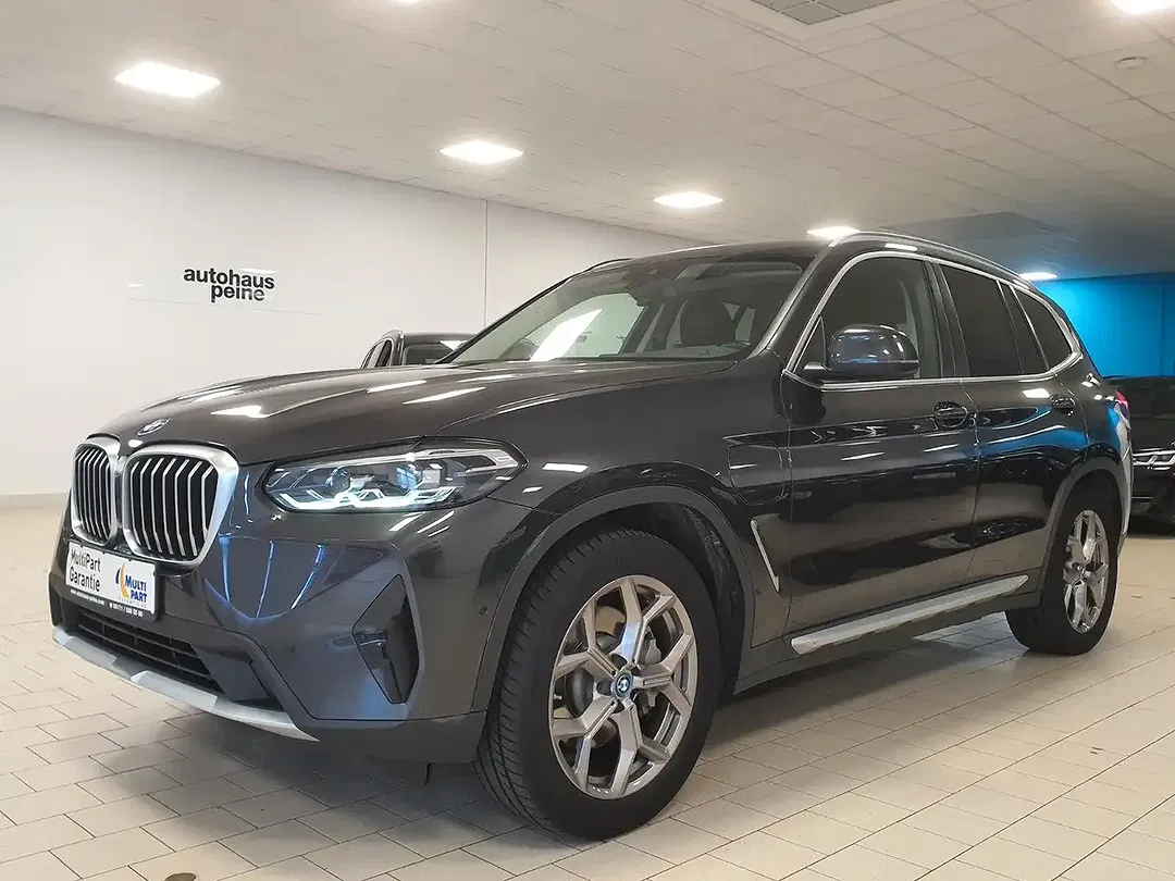 BMW X3 - Thumbnail 6