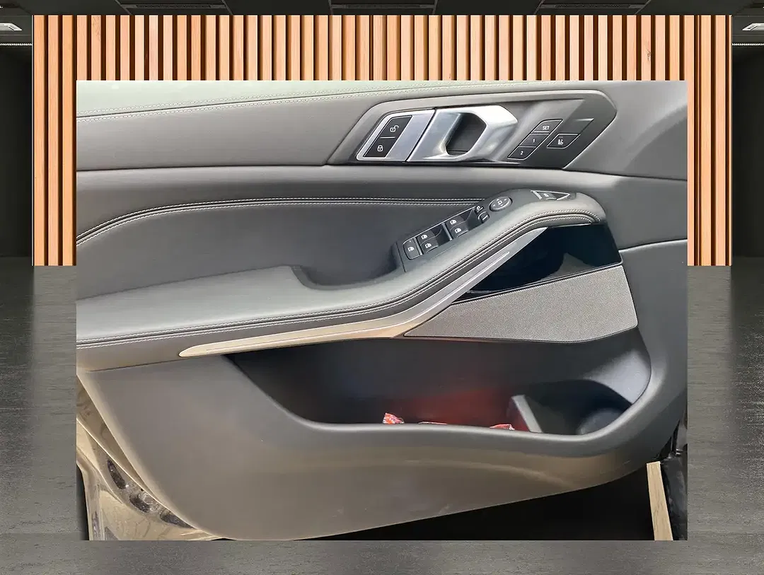 BMW X5 - Thumbnail 17
