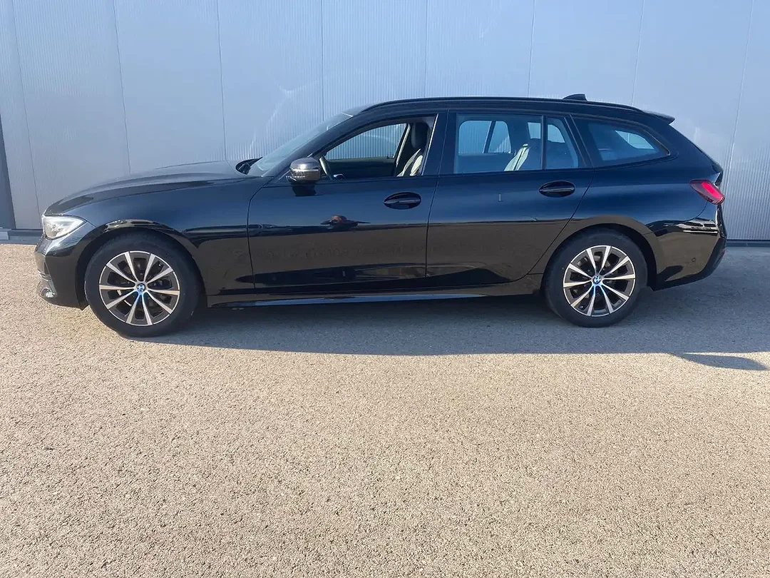 BMW 320 - Afbeelding 1