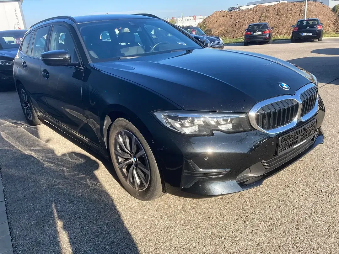 BMW 320 - Thumbnail 10