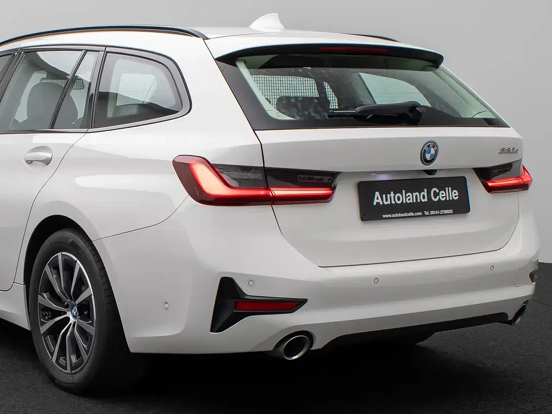BMW 320 - Thumbnail 17