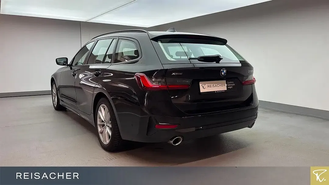 BMW 330 - Thumbnail 2