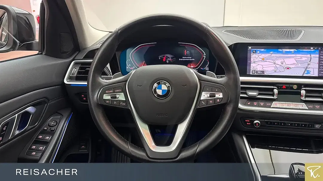 BMW 330 - Thumbnail 5
