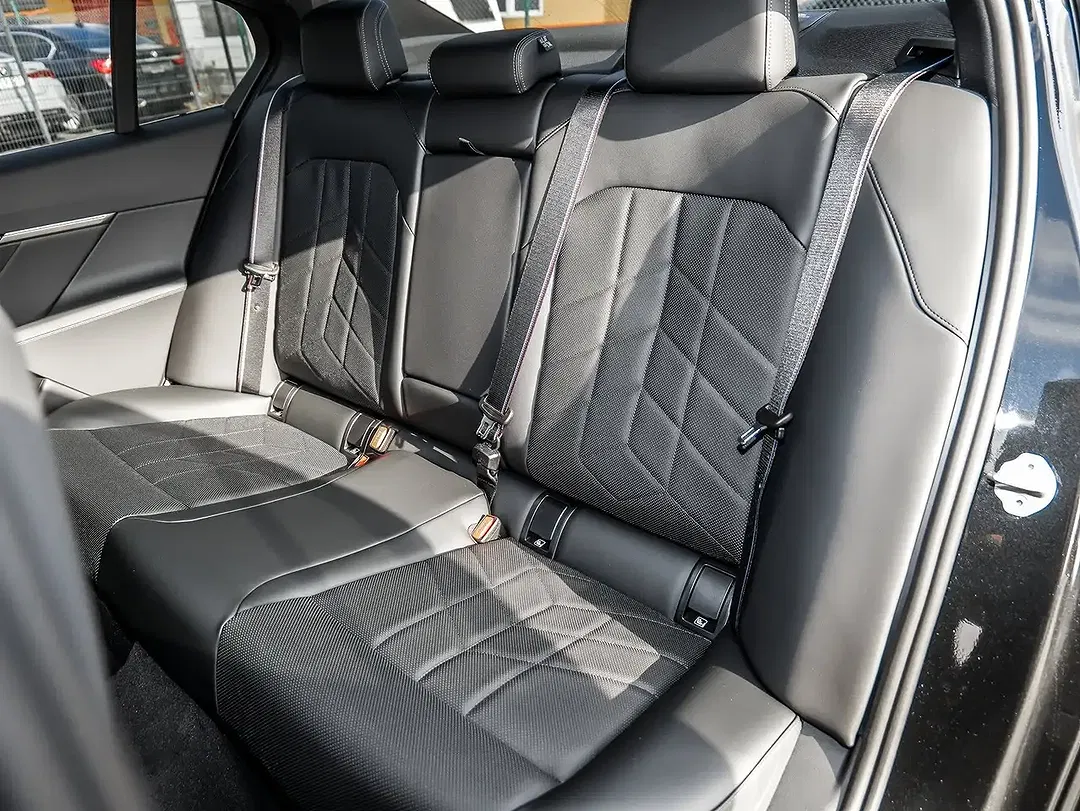 BMW 520 - Thumbnail 8