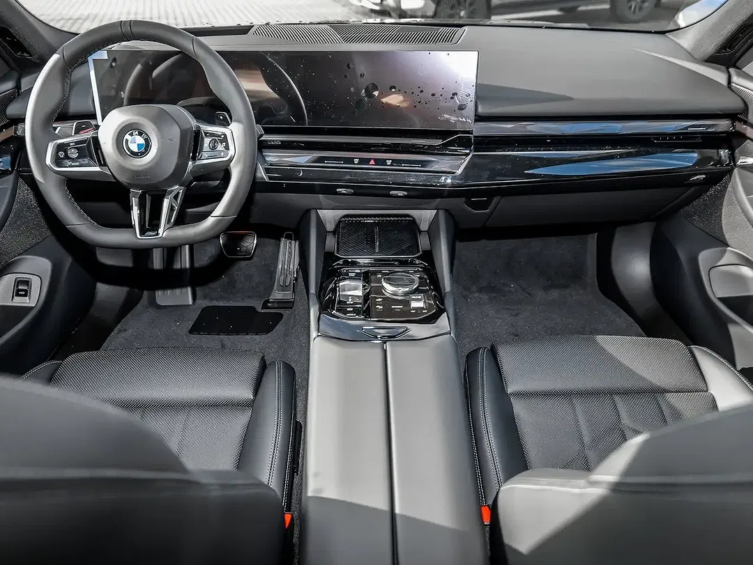 BMW 520 - Thumbnail 9